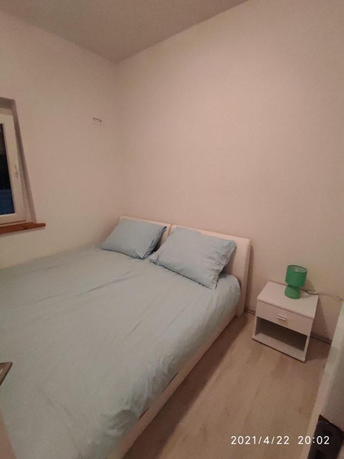 Apartmani Quattro スタリグラード エクステリア 写真